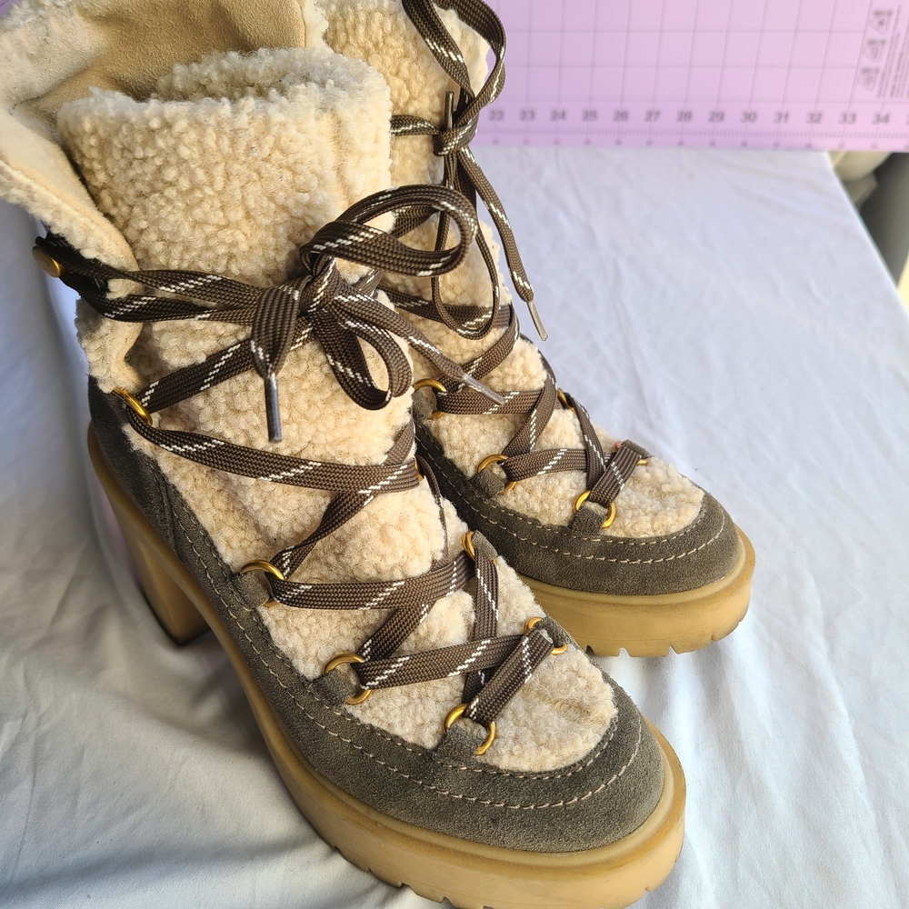 Dolce Vita Cozy Shearling Lace-Up Boots Suede Nordic Celtic Rugged Sz 6